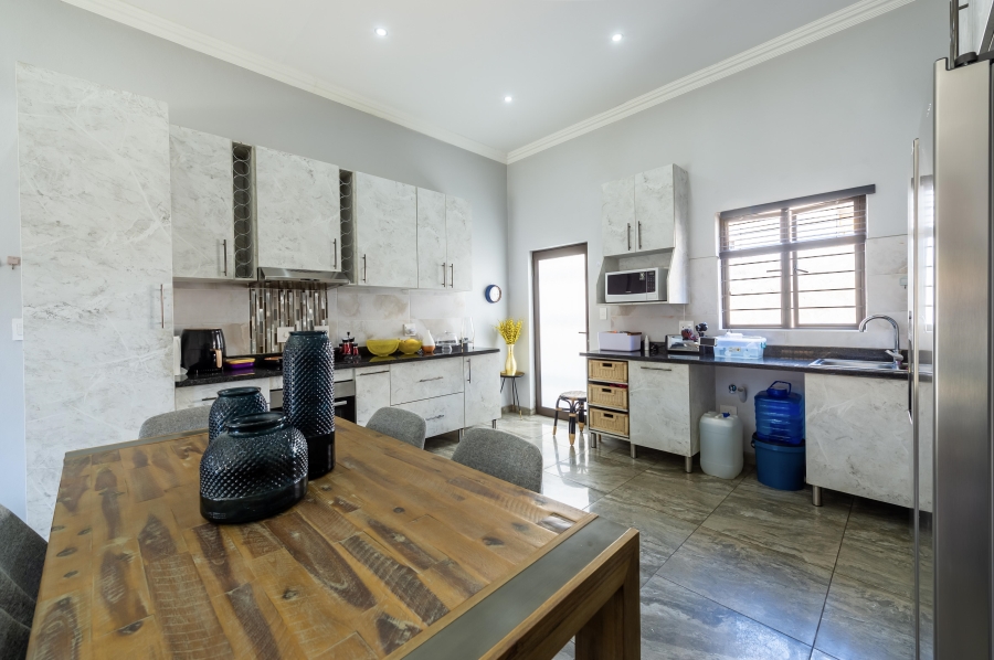 3 Bedroom Property for Sale in Geelhoutpark North West